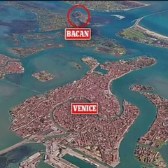 Новий острів поблизу Венеції від туристів