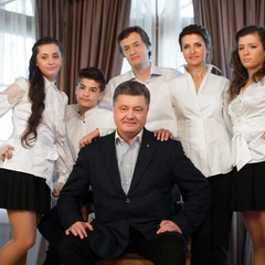 Сини Порошенка під час війни