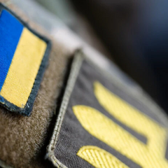 Група молодих українців проходить ВЛК