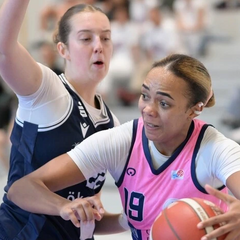 Уро-Ніле забиває дабл-дабл у матчі Швейцарії