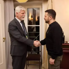 Посол Василь Зварич і президент Павел
