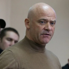 Trukhanov released from house arrest