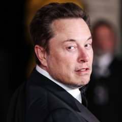 Ілон Маск передасть акцію SpaceX дітям