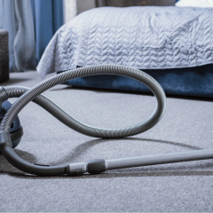 Vacuum cleaner emits smoke or smell of burning