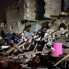 РФ атакує Україну : 