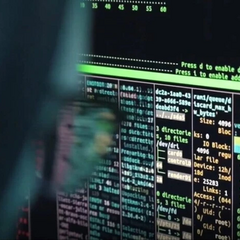 Масштабна кібератака на держреєстри – медіа