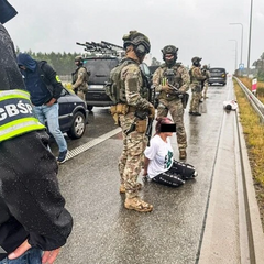 Задержание украинцев за выкрадывание мигрантов