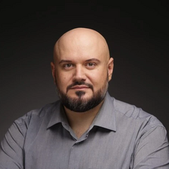 Нардеп обиделся на активистку: суд