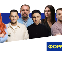 Подросток мечтает о поездке на автогонки