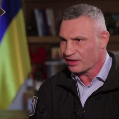 Vitalii Klitschko Highlights Unused 500 Million Hryvnias for Mobile Shelters and Lack of Control Over District Administrations