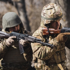 Бойцы на обучении в Азове