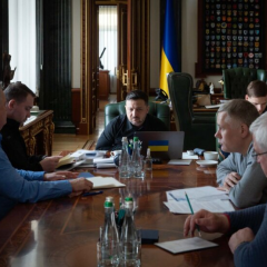 Zelensky and Fitzo at negotiations