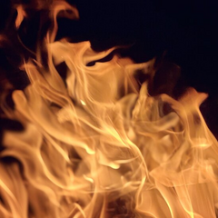 Рязань горить: дрони атакували нафтозавод, ТЕЦ та аеродром