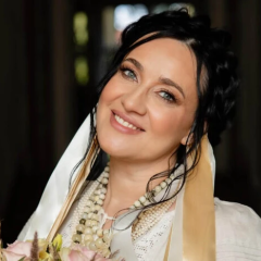 Solomiya Vitvitska got married to a military man and is pregnant