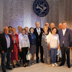 Юбилейный выпускной: Виктор Ющенко в воспоминаниях