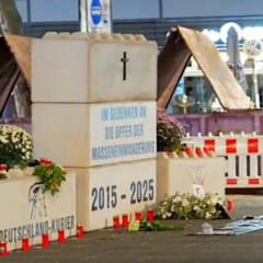 Памятник жертвам мигрантов снесён в ФРГ