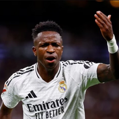 Фанати Барселони бажають смерті Вінісіусу