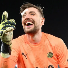 Воротар з Росії отримує громадянство Норвегії