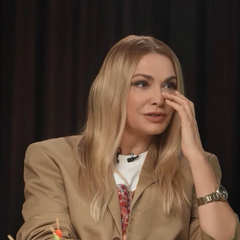 Героїні українського серіалу досить символічний келих вина