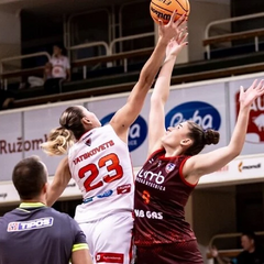 Яцковець набрала 18 очок у баскетбольному матчі