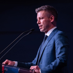 Массовые беспорядки во Франции: вандализм, ранения полицейских