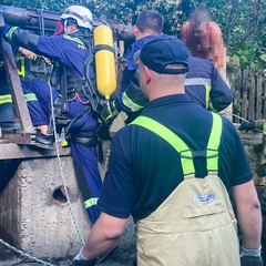 Три тіла витягли з колодязя