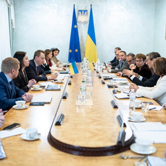 Купівля та продаж активів держбанків