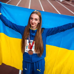 Уляна та Ульф Шиллер у тренувальному залі