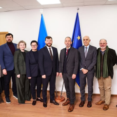 Українські волонтери отримали страховку в Швейцарії