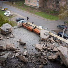 Children injured in Ukrainian village strikes