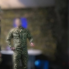 Міністр оборони Шмигаль нагородив морських піхотинців: солдати тримають оборону