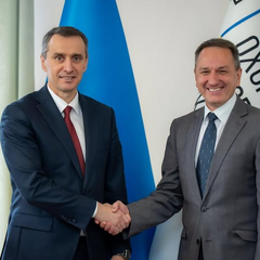 Україна та Франція підписали угоди на медицину