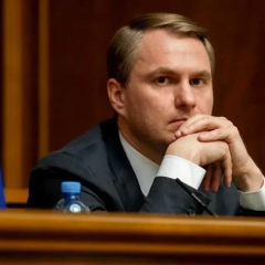 Руслан Кравченко подаёт заявление об отставке