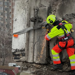 Рятування житла верхолазами у Броварах