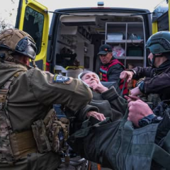 Полицейские-парамедики в спасательной операции