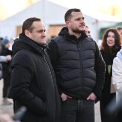 Круглогодичный елочный огонек в Бородянке
