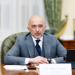 Подпись к изображению: Украина и МВФ