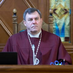 Суд переходить до закритої частини засідання у справі Мошинської