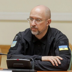 Місця для поховань на кладовищі