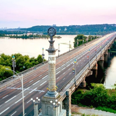 Мости, які можуть впасти в Києві