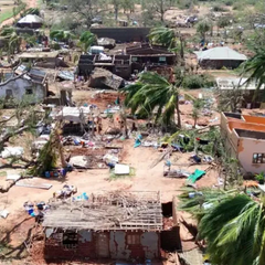 Карта Мозамбика с путями циклона Чидо