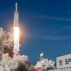 Суперсекретні переговори між Пентагоном та SpaceX
