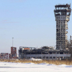 Киборги обороняют Донецкий аэропорт