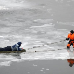 Предупреждение о опасности тонкого льда