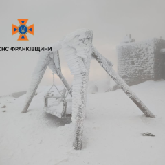 Сильний вітер і хуртовина в Україні