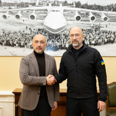 Шесть банков объединяются для обороны