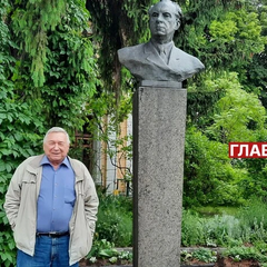 Максим Рильський та його онук