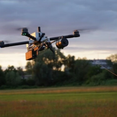 Російські далекобійні дрони на оптоволокні