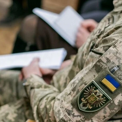 Син мобілізувався для догляду за батьком
