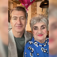 Мама Нікітіна на день народження